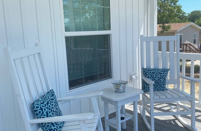 3bed/2bath House in Wilmington; Close to Carolina Beach & Downtown