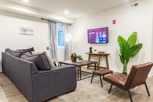 3bed1bawd,fridge,sleeps6,free-parking