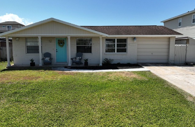 3BR 2B Waterfront Home pour les Snowbirds