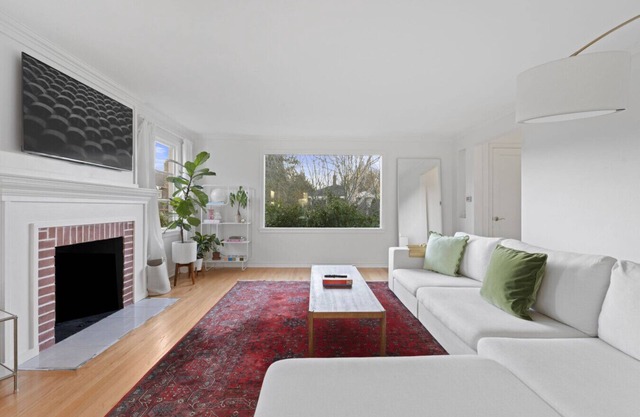 3BR 2BA Ballard Blue, Seattle