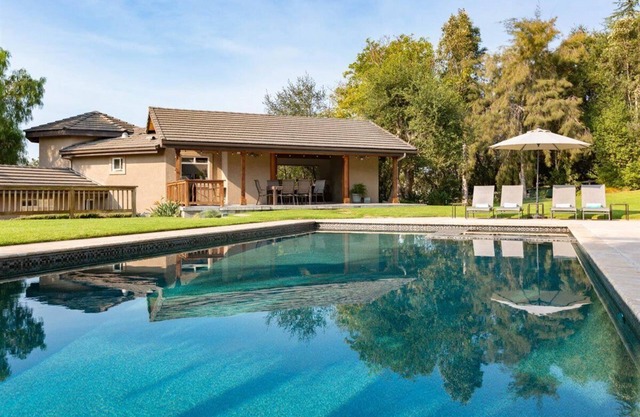 Belle maison d'hôtes sur la côte centrale de la Californie. Cadre calme et paisible.