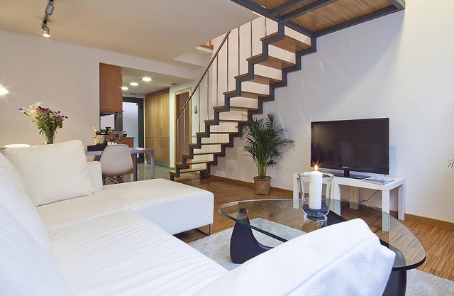 3BR Duplex Apartment near Park Guell Barcelona