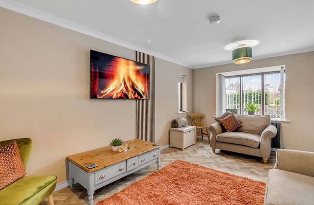 Central 3-Bedroom Home with Free Parking, Patio, and Fast WiFi