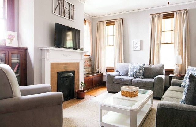 3BR Pet-Friendly Home | Near Capitol
