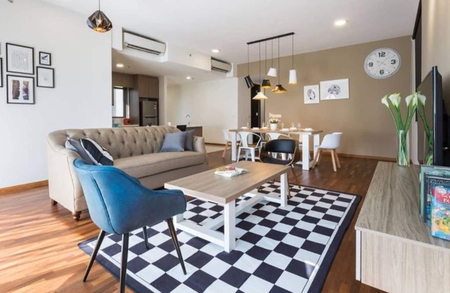 3BR SEAVIEW ★ Classique, moderne avec une touche de glam!