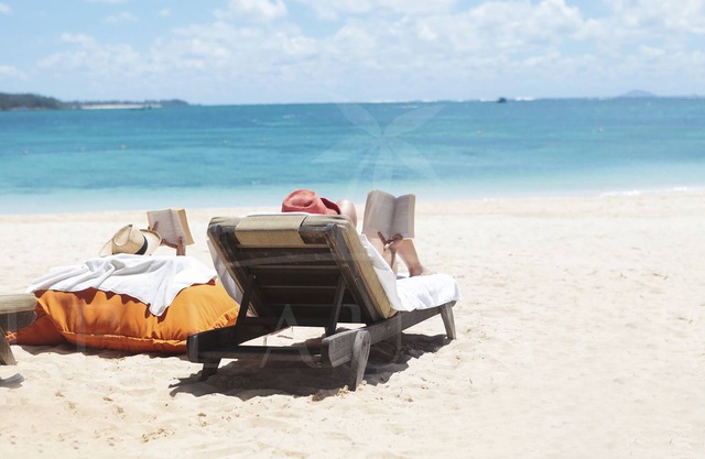Appartement paisible à 3 minutes de la plage, WIFI Gratuit, Vue sur les montagnes, Grande piscine