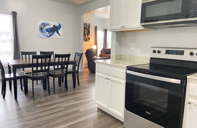 3rd Base Apt 1 - All Star Baseball Rentals