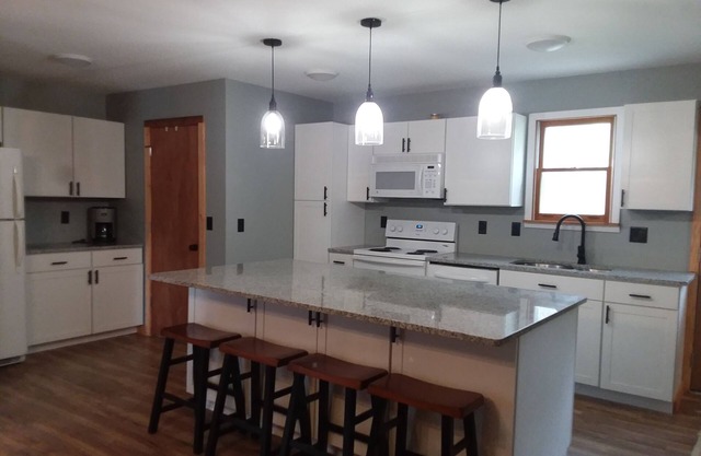 4/2 Lakefront House sur le lac Wixom, peut accueillir jusqu'à 11 personnes.