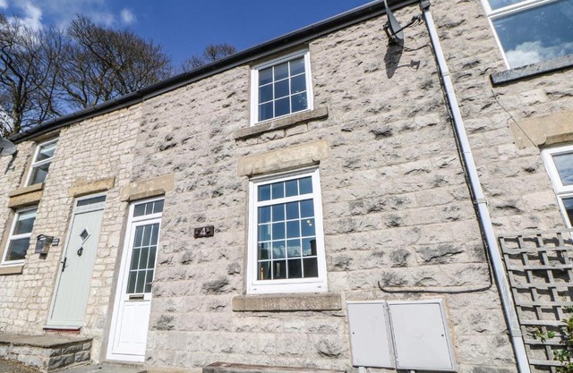 4 Alma Road
