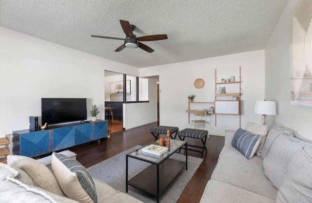 Near Fresno State and area hospitals! Make yourself at home for a couple days or a couple months!