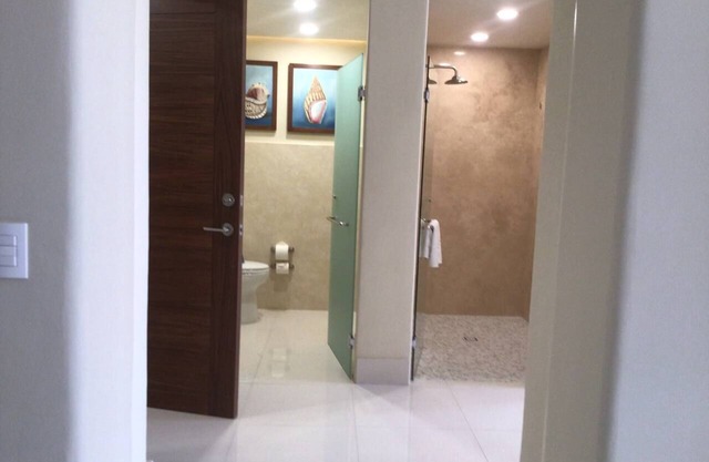 4 BEDROOM OCEANFRONT BEACH PENTHOUSE SUITE ON MEDANO BEACH RESORT. SLEEPS 10.
