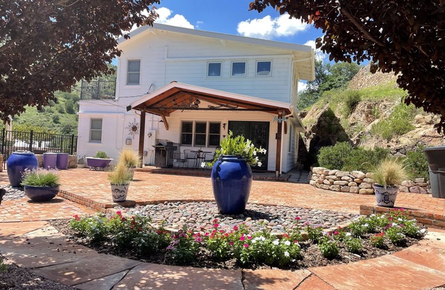 Dragoniew Retreat: 4 Bed 2 Bath Luxury Home, vues, bain à remous pour 2, 4 zones de patio
