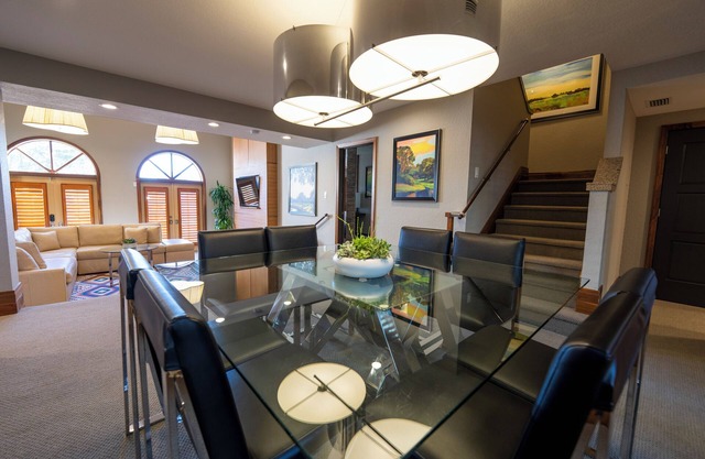 Bayview Haven: 4 Bedroom Luxury Villa Retreat
