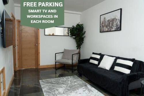 4 Bed Failsworth Home, 3 Bathrooms including Free Parking - Workspaces - Garden - Less than 10 Minute Drive to Etihad Stadium, CoOp Live - Less than 15 Minute Drive to City Centre