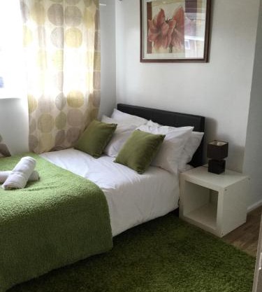4 Bed House next to Basildon Town Centre