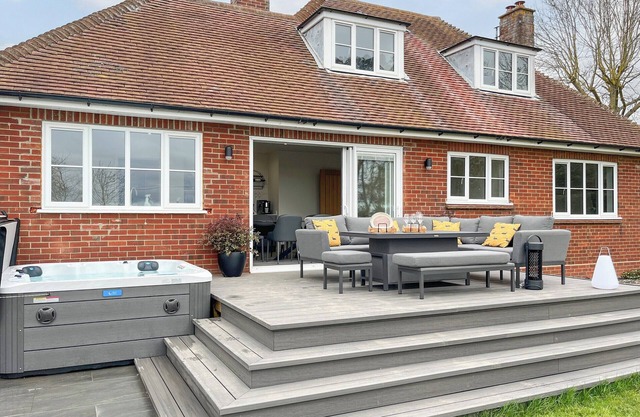 4 bedroom accommodation in Peldon, near Colchester