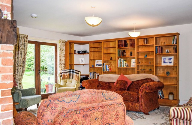 4 bedroom accommodation in North Cove