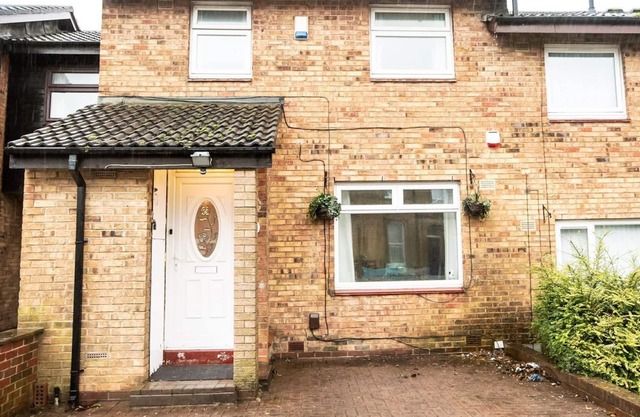4 bedroom accommodation in Gateshead