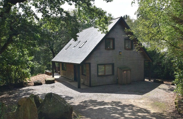 4 bedroom accommodation in Oakamoor