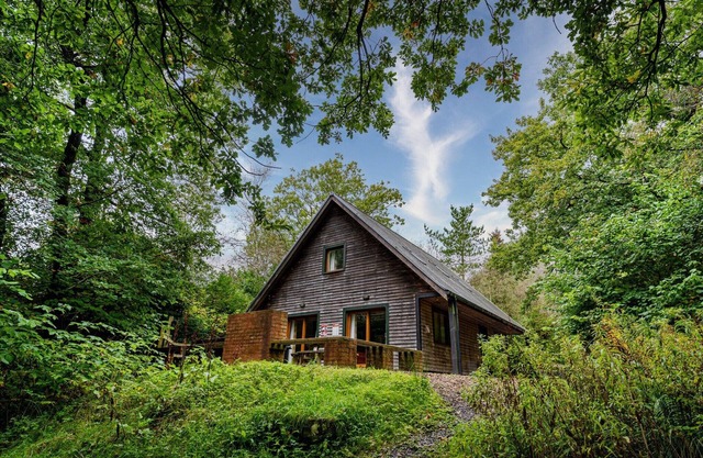 4 bedroom accommodation in Oakamoor