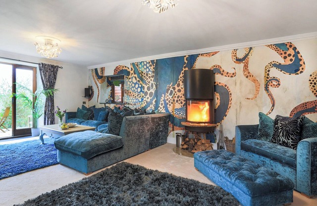 4 bedroom accommodation in Penzance