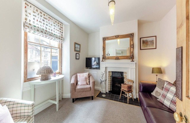 4 bedroom accommodation in Stamford
