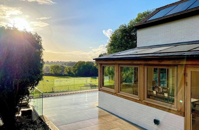4 bedroom accommodation in Malvern