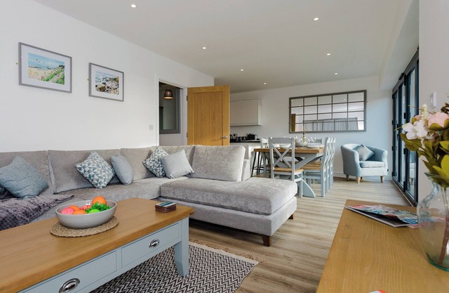 A secluded scenic location with sea views and beaches for coastal walks or nearby country walks.