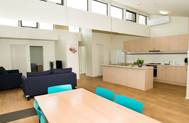 4 Bedroom Apartment | Ideal for families, couples, individuals and others