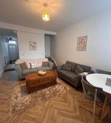 4 Bedroom Ashby House