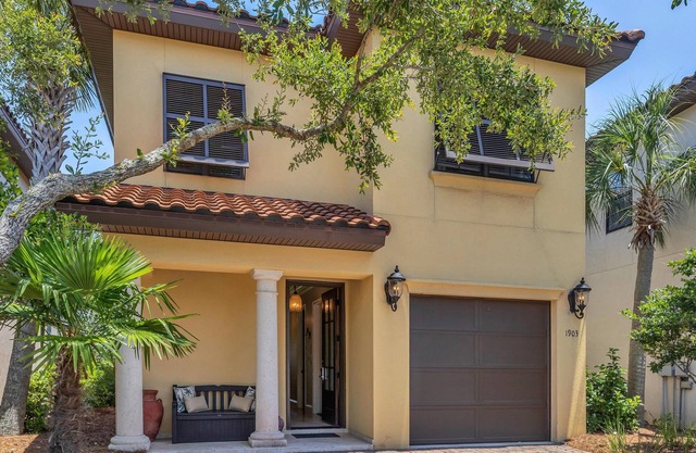 4 Bedroom – Golf Course View - Villa Lago at Sandestin Golf & Beach Resort!