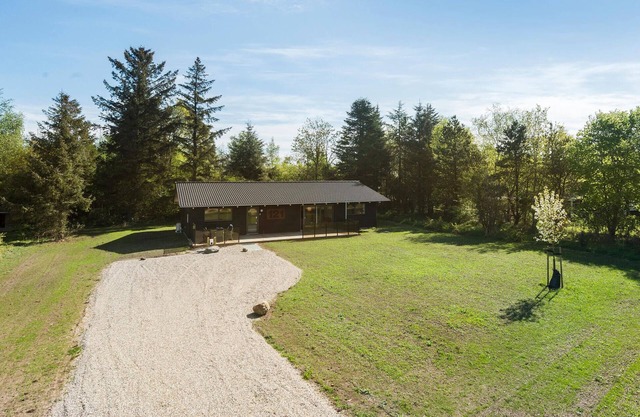 4 bedroom gorgeous home in Oksbøl