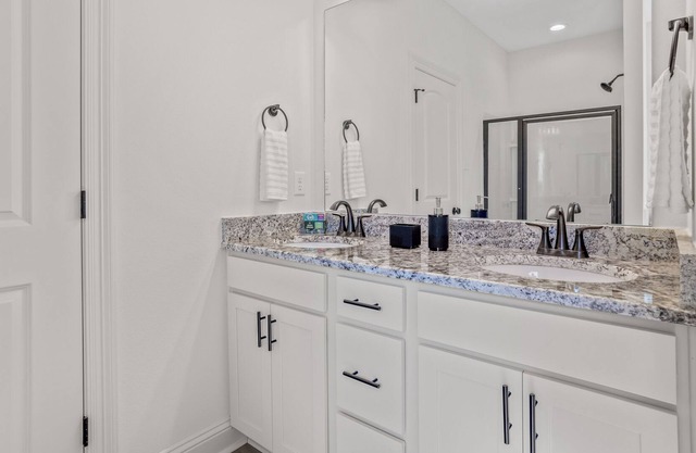 4 Bedroom Home in Iowa, La