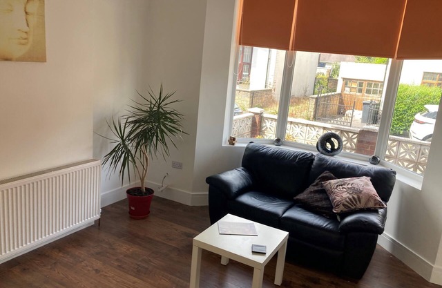 4 bedroom house in the heart of wolverhampton
