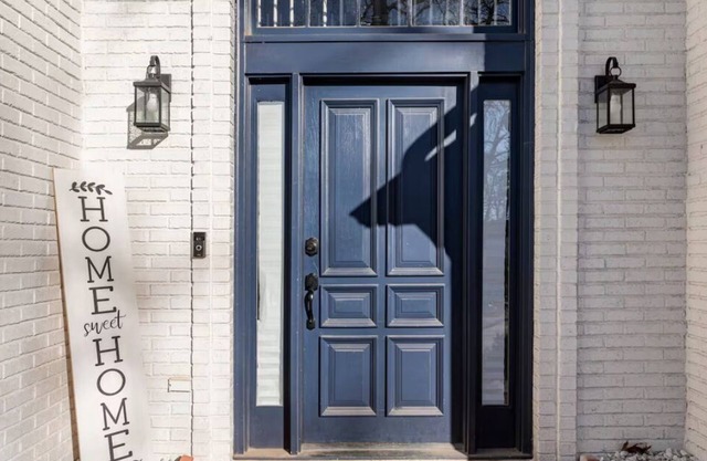 4-bedroom house in delightful Conyers W/ a Private Pool Only 30mins from Atlanta