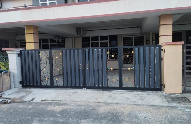 4 Bedroom House Indera Mahkota 8 Kuantan Homestay