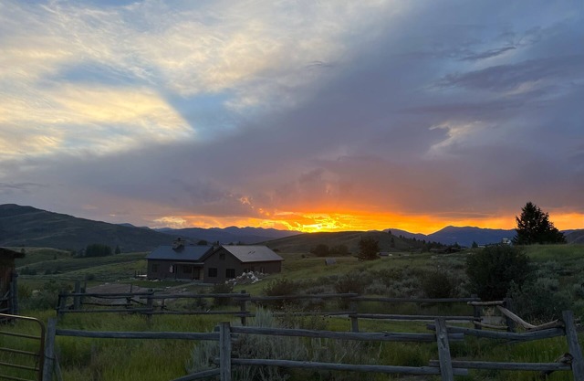 4-bedroom house on 5 acres with 360 degree views of the Teton Mountain range