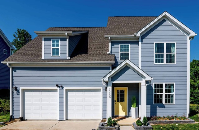 4- Bedroom House Prime Spot in Charlotte, NC.minutes away from Everything!