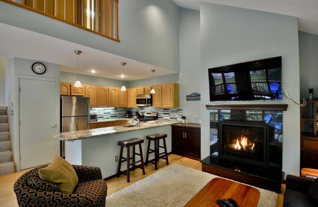 4-Bedroom On The Glade Trail at Sugarloaf!