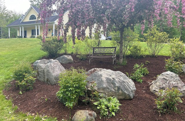 4-bedroom private country home in beautiful Hampton Falls, 10 minutes from beach