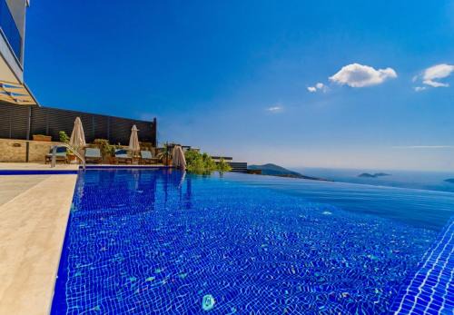 4 Bedroom Sea View Villa in Kalkan