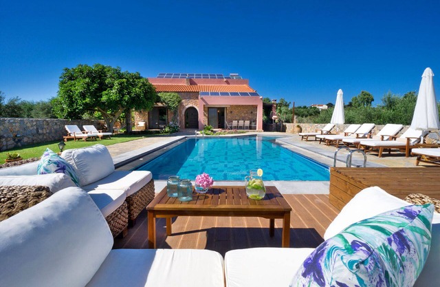 Villa 4 Chambres Litsarda