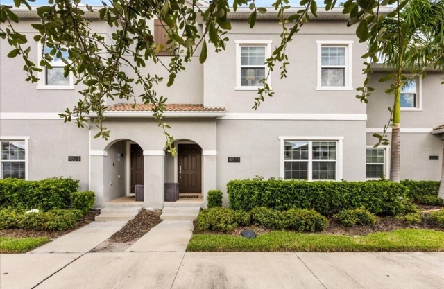 4 Bedrooms/3 Bathrooms/Storey Lake (4831DS)