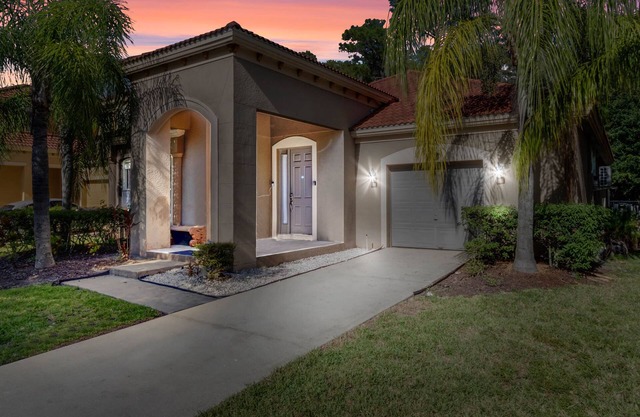 4 Bedrooms/ 3 Bathrooms/ Bella Vida (911 MB)