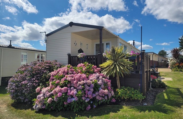 4 couchettes Holiday Caravan avec vue imprenable sur la mer 5 ☆ classé avec grand pont extérieur