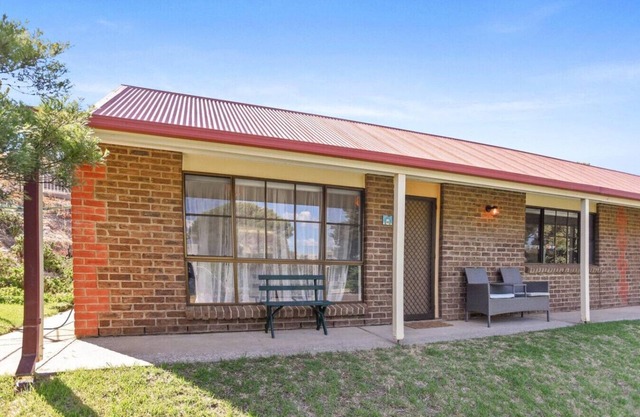 4 Carrickalinga Cove Apartments U4