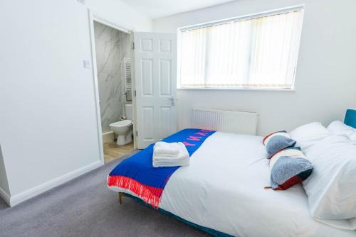 4 en-suite bedroom house with free parking Aylesbury
