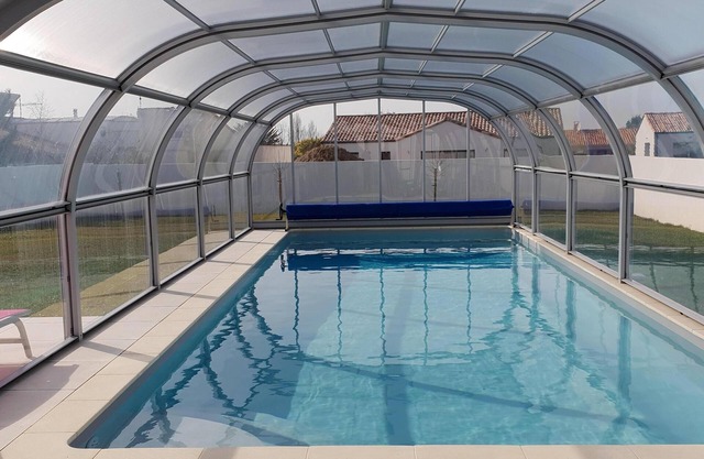 MAISON FAMILIALE 4 **** AVEC PISCINE