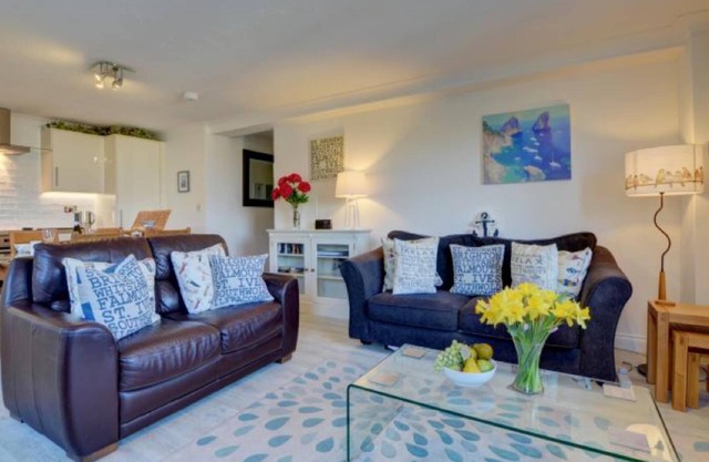 ANNEXE GORGEOUS GAGNANTE DE 4 * GOLD, COSY EN HIVER, SPACIEUSE THÈME CÔTIER