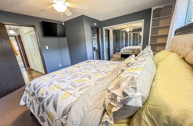 4 King beds/6Bdrm & 3Ba/Your Ideal Family Getaway